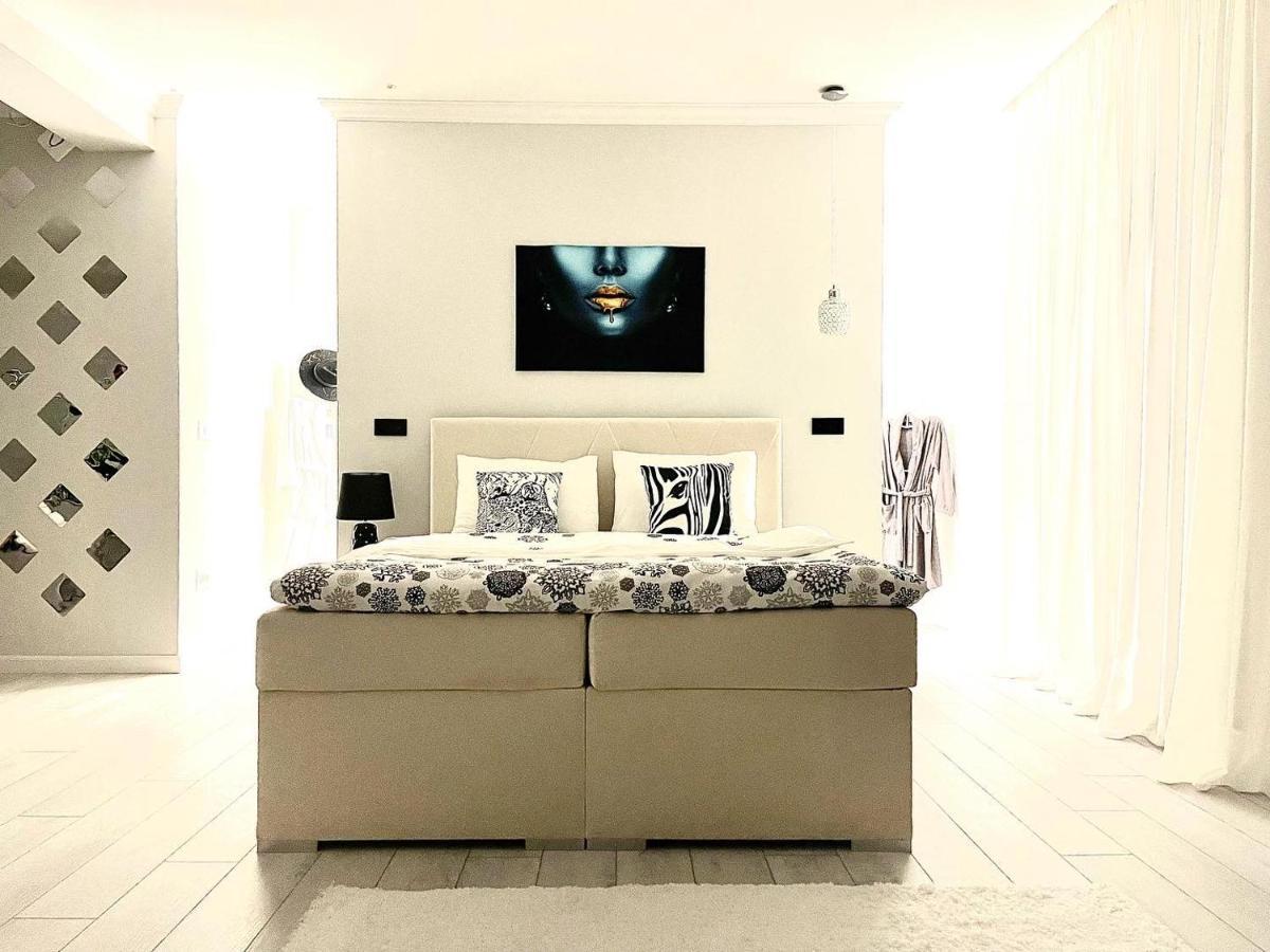 Am 13 Apartament