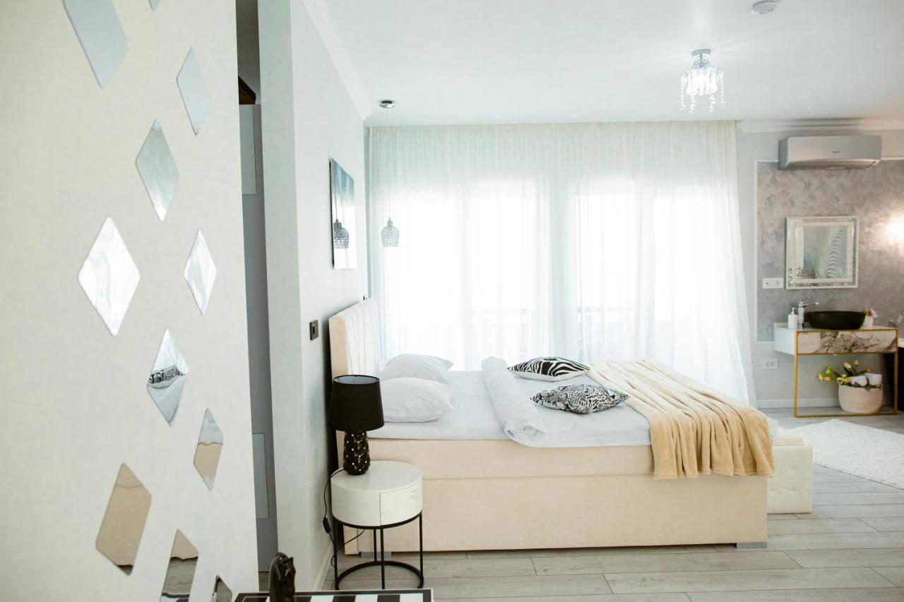 Am 13 Apartament *